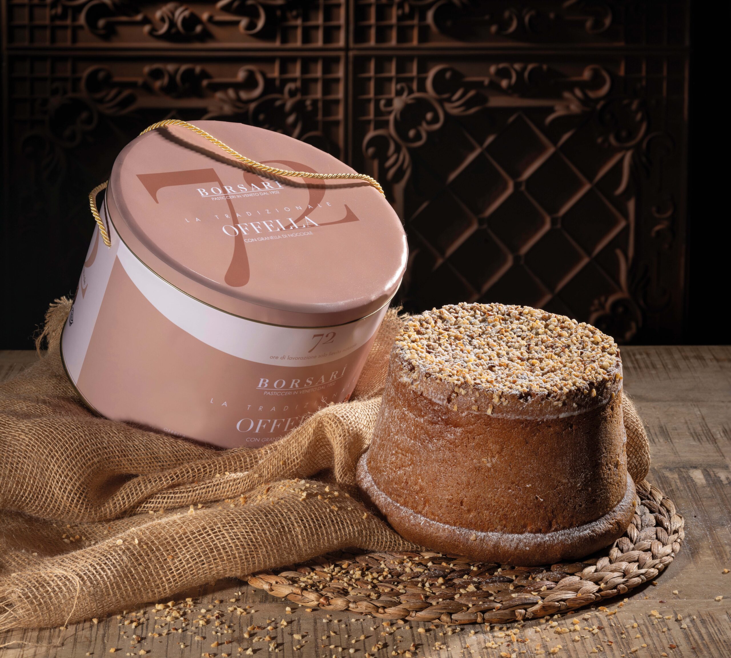 BORSARI Offela Panettone su lazdynų riešutais