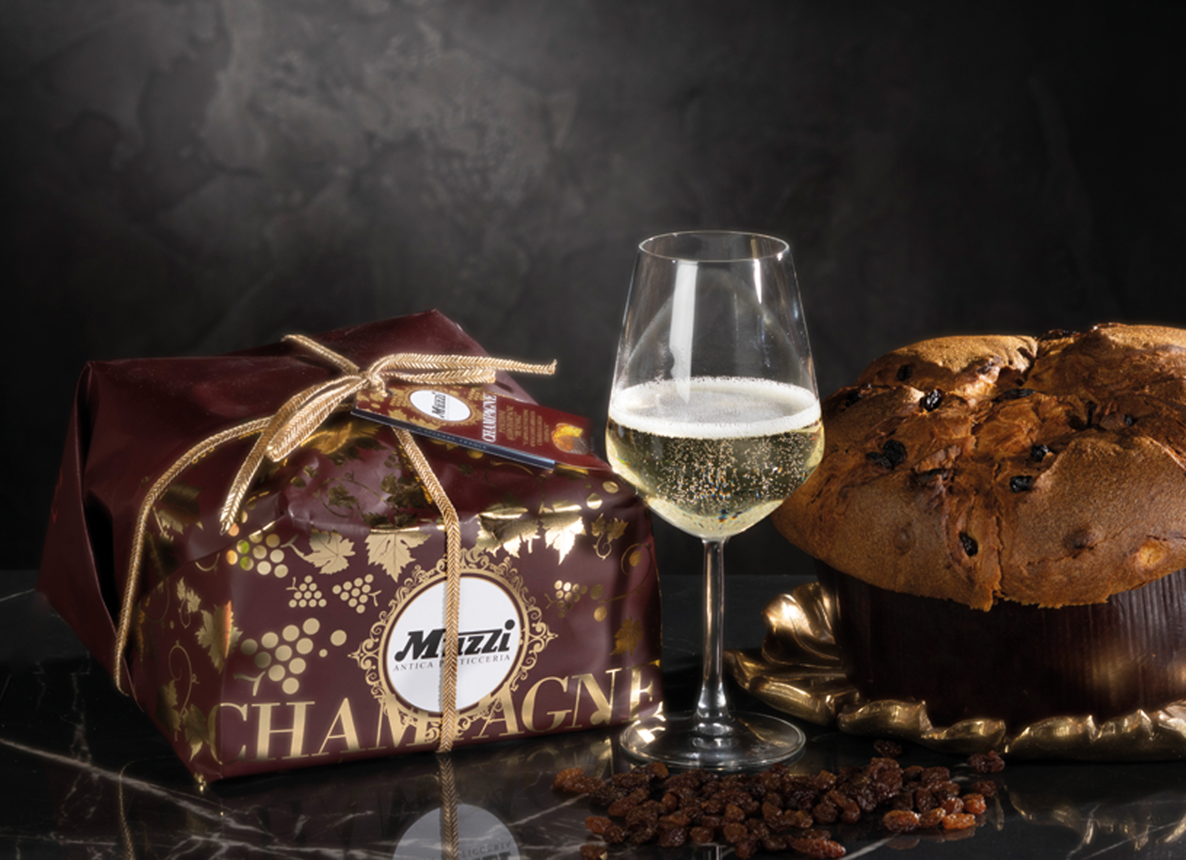 MUZZI Panettone šampano skonio